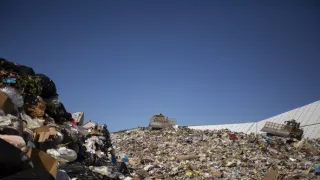 Tajemství megaskládky