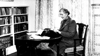 Agatha Christie: 100 let s Herculem Poirotem a slečnou Marplovou