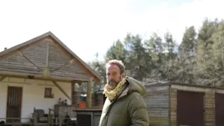 Ben Fogl a ľudia žijúci v divočine VIII (10)