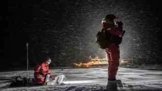 Arktické driftování: Rok na sněhu (1/2)