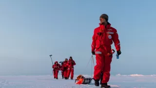 Arktické driftování: Rok na sněhu (1/2)