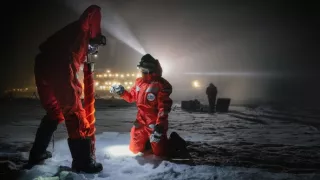 Arktické driftování: Rok na sněhu (1/2)