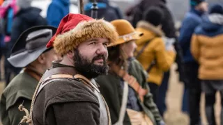 K pocte zbraň! (5/8)