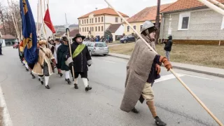 K pocte zbraň! (5/8)