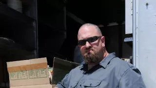 Mistři aukcí (8, 9)