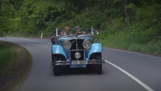 Klenoty s vůní benzinu (9/9)