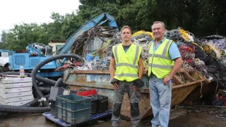 Králi šrotu III (3)