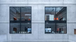 Tak trochu poučný barak