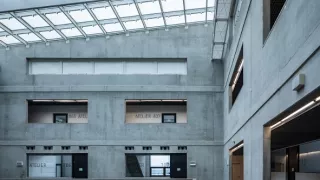 Tak trochu poučný barak