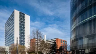 Tak trochu poučný barak