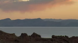 České stopy na brehu bájneho jazera Titicaca