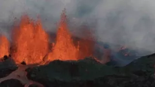 Island - elfové, led a oheň