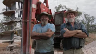 Lovci opálov II (13)