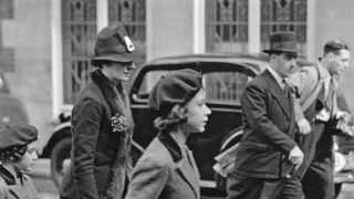 Kráľovná vo vojne