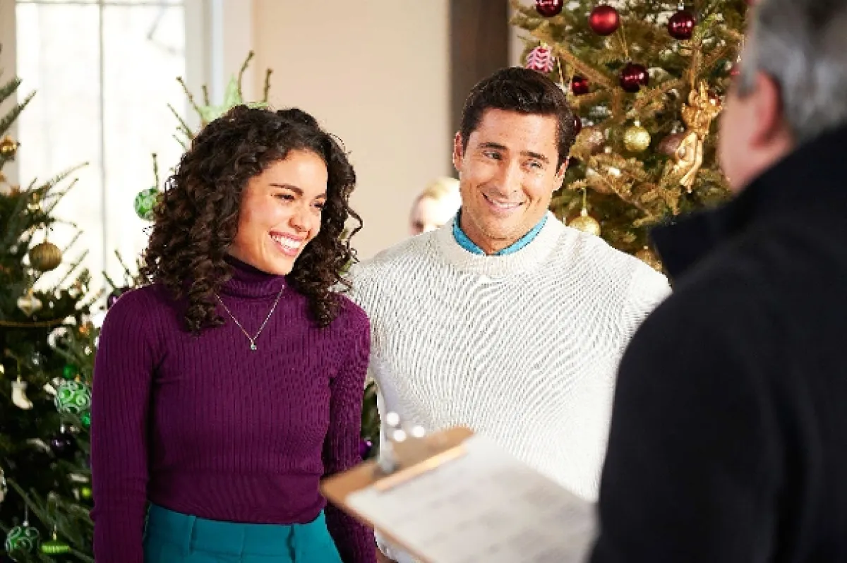 Lietadlá, vlaky a vianočné stromčeky (Planes, Trains and Christmas Trees), 2022 - fotogaléria