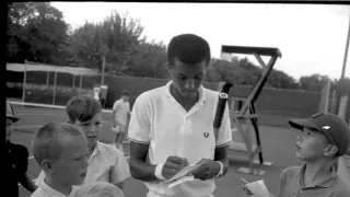 Občan Ashe: Tenista, který bojoval nejen na kurtu