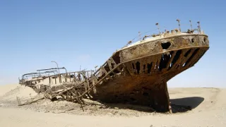 Tajemství skrytá v písku (5/6)