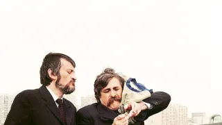 Srdečný pozdrav zo zemegule