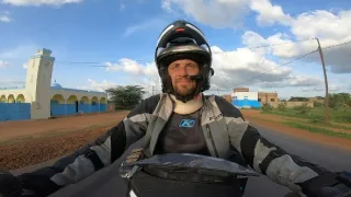 Po jednej stope do Afriky (10/17)