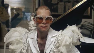 Elton John: Bez cenzury