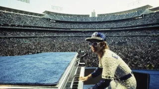 Elton John: Bez cenzury