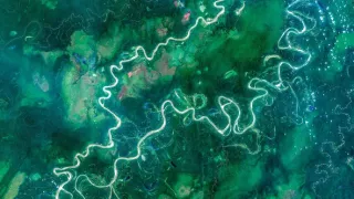 Zázračná planéta: Krajina pohľadom z vesmíru (2/4)