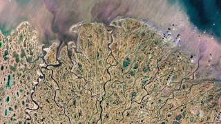 Zázračná planéta: Krajina pohľadom z vesmíru (2/4)