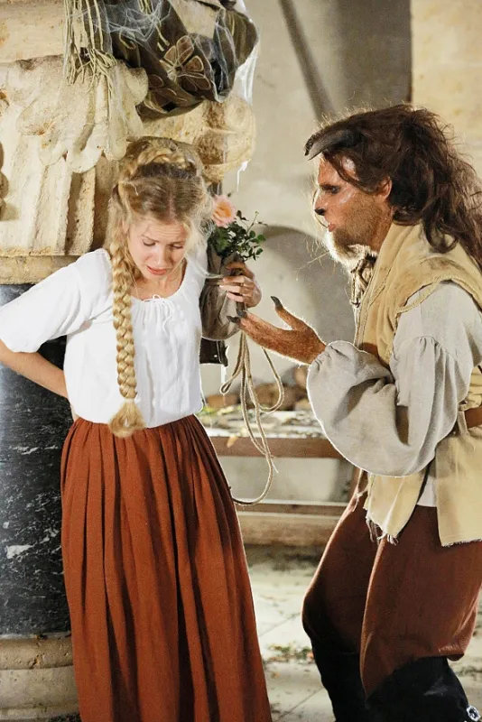 Kráska a zviera (Die Schöne und das Biest), 2012 - fotogaléria