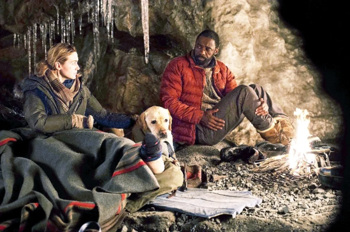 Hora medzi nami (The Mountain between Us), 2017 - fotogaléria