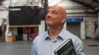 Lúštitelia konšpiračných teórií (2)