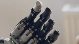 Človek plus - budúcnosť našich zmyslov (1/5)