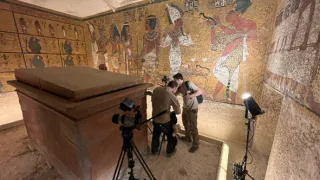 Nefertiti a její ztracená hrobka