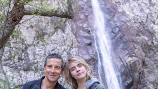 V divočine s Bearom Gryllsom (2)