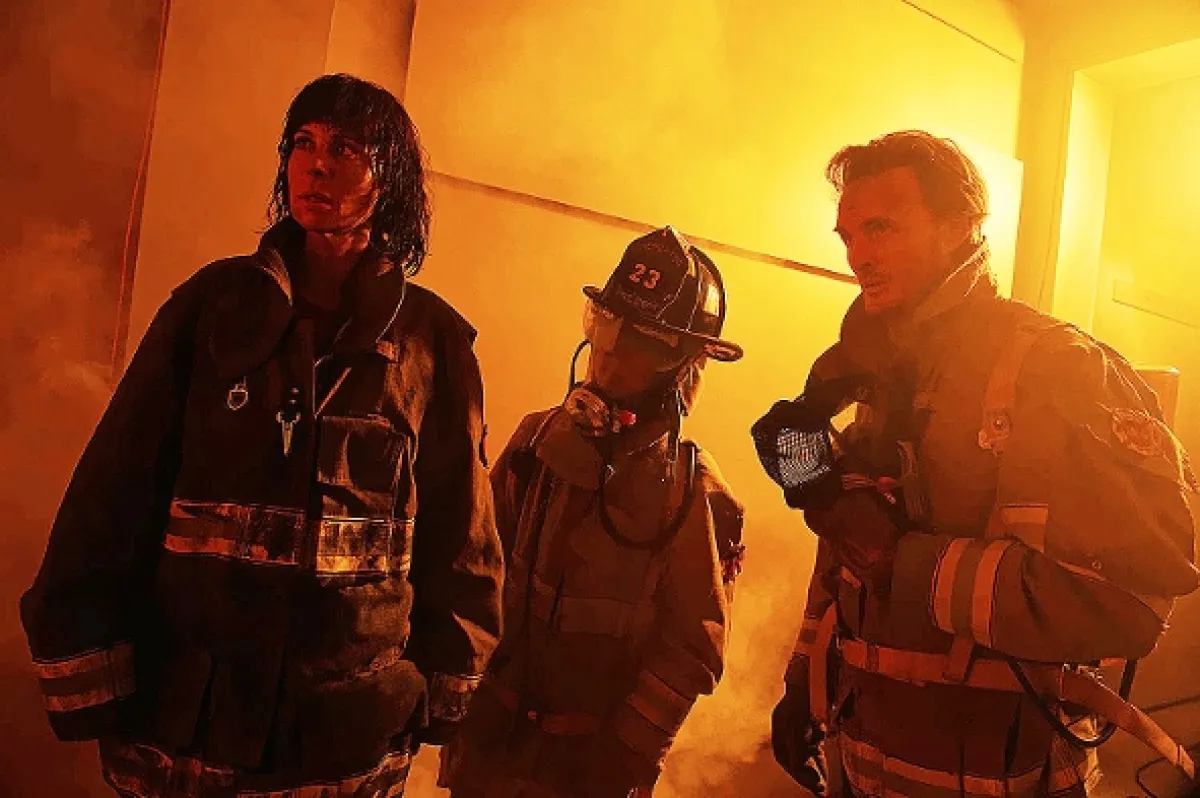 V zajatí ohňa (High-Rise Rescue), 2017 - fotogaléria