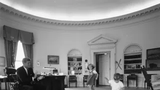 Som Jackie Kennedyová