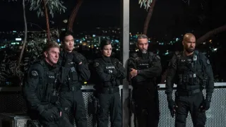 S.W.A.T.: Különleges egység (6)