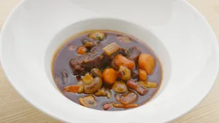 Milovníci vína (8/12)