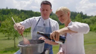 Milovníci vína (8/12)