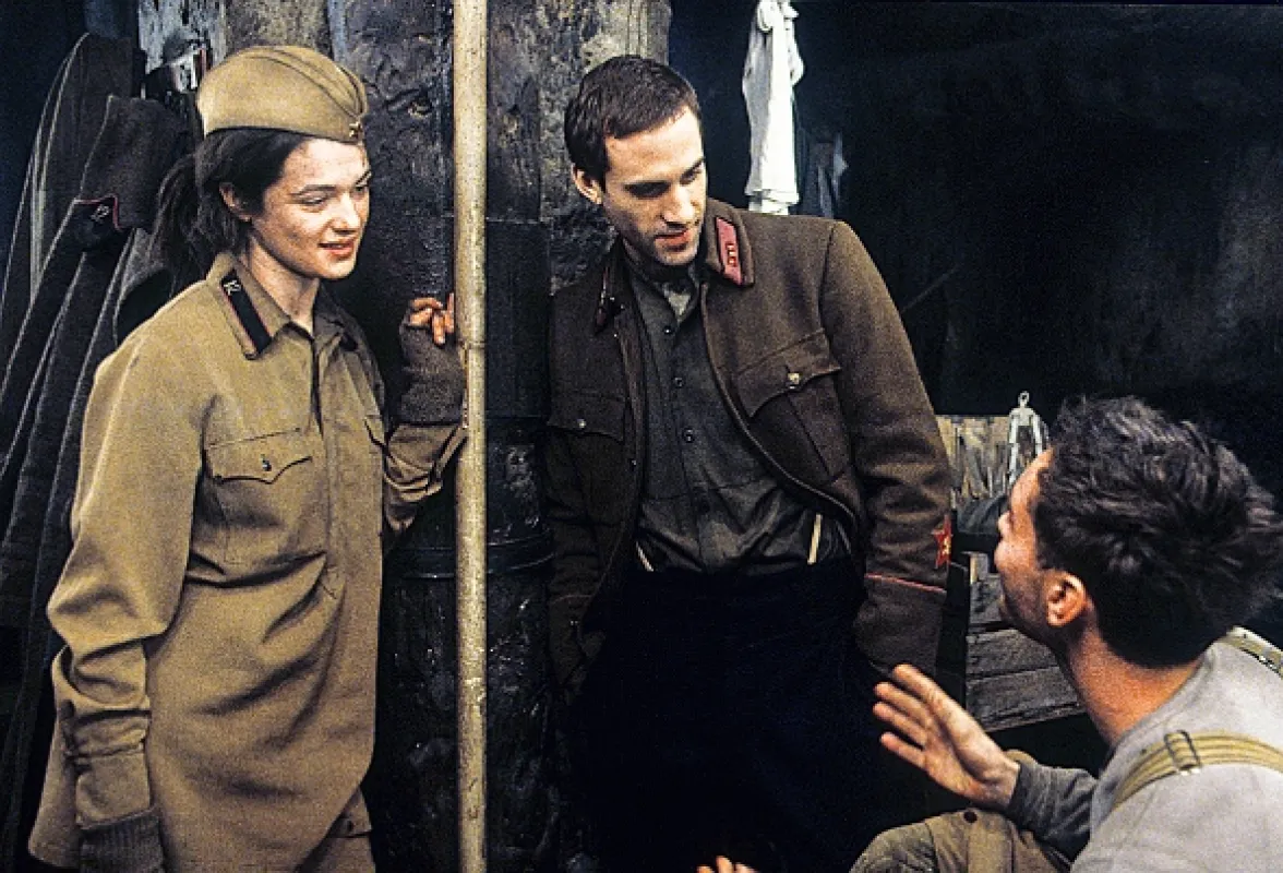Nepriateľ pred bránami (Enemy at the Gates), 2001 - fotogaléria