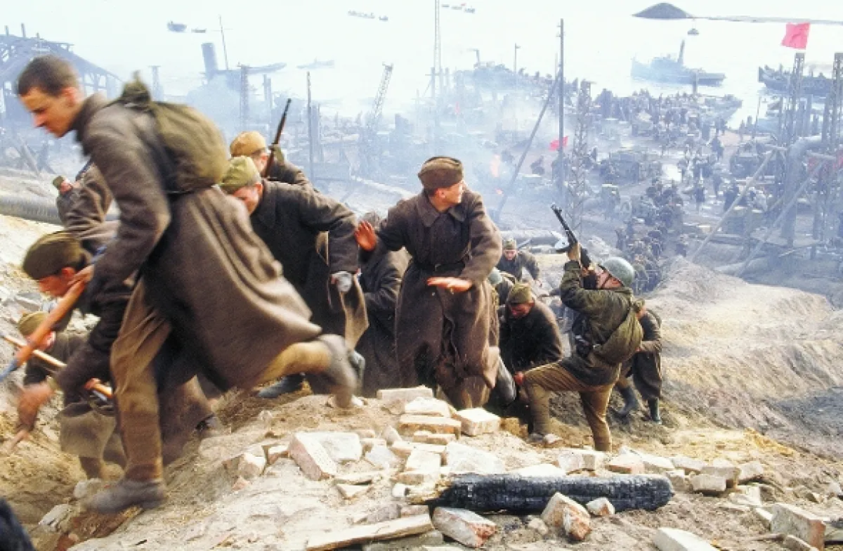 Nepriateľ pred bránami (Enemy at the Gates), 2001 - fotogaléria