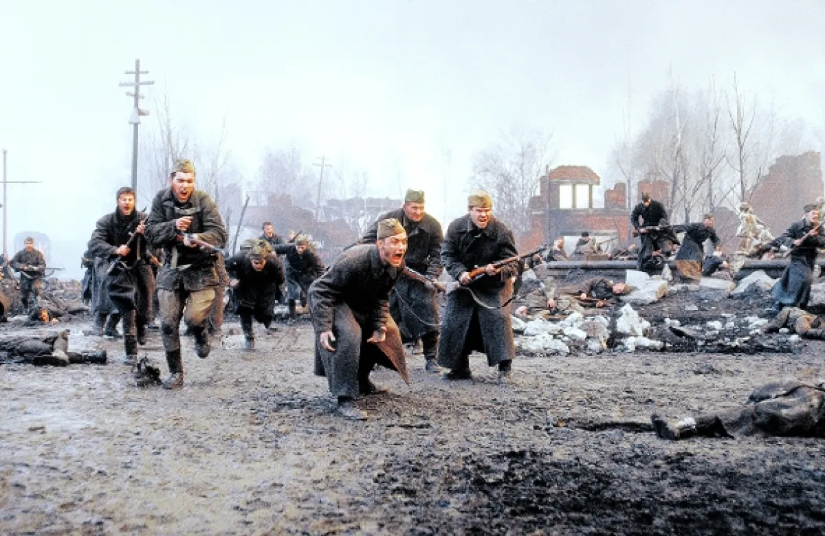 Nepriateľ pred bránami (Enemy at the Gates), 2001 - fotogaléria