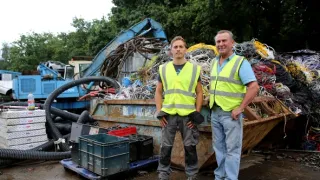 Králi šrotu III (2)