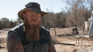 Lovci opálov III (10)