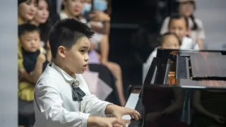 Klavír, sny a odříkání