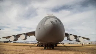 Uvnitř mocných strojů (1)