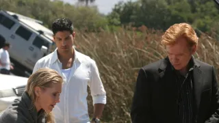 Kriminálka Miami V (2)