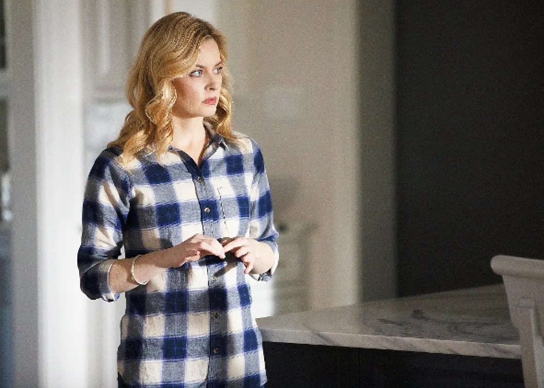 Dvojitý podvod (Paralyzed by Danger), 2021 - fotogaléria