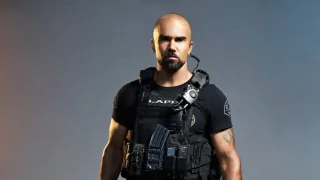 S.W.A.T.: Különleges egység II (12)