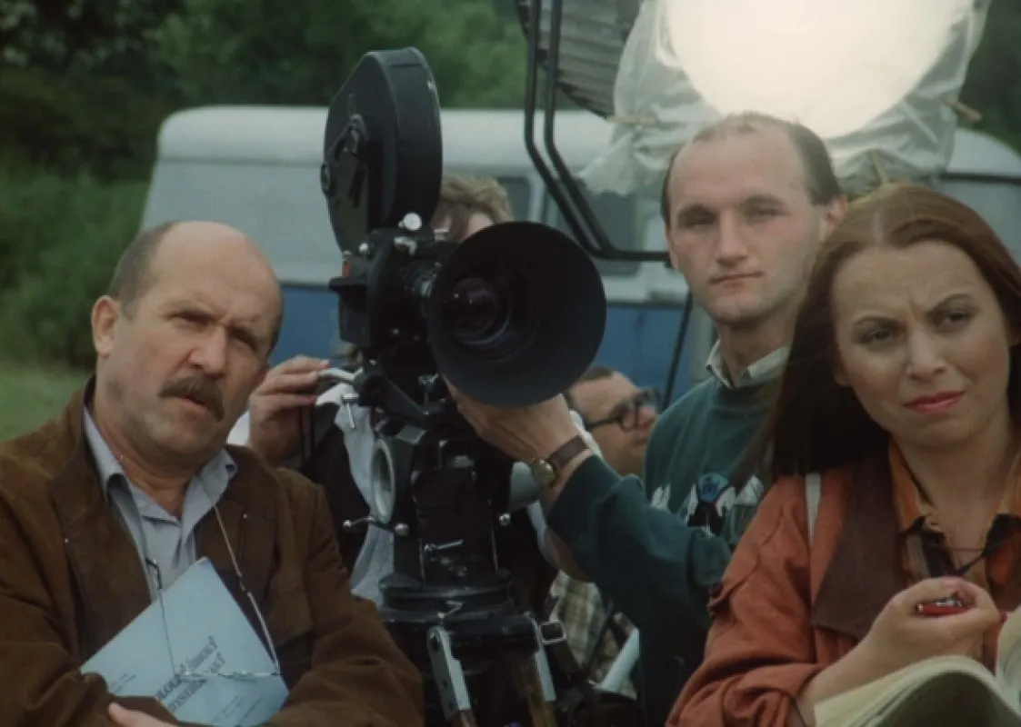 O zapomnětlivém černokněžníkovi (O ZAPOMNĚTLIVÉM ČERNOKNĚŽNÍKOVI), 1991 - fotogaléria