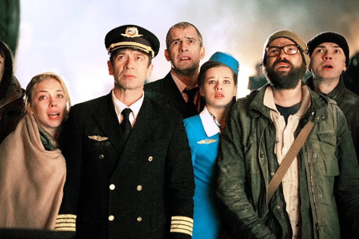 Núdzový let (The Crew/Ekipaž), 2016 - fotogaléria